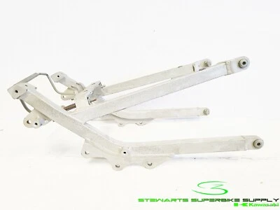 Kawasaki Ninja ZX7R 1993-1995 OEM SUBCHASIS TRASERO ASIENTO TRASERO SUBMARCO SOPORTE Foto 1 de 4