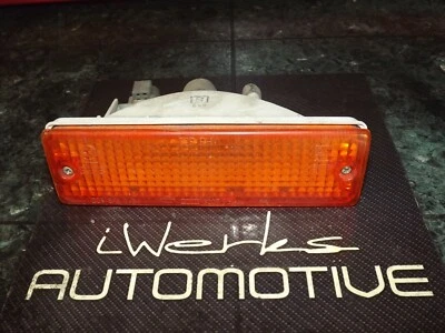 87-90 USDM OEM Nissan Sentra B12 intermitente delantero luz montaje lámpara IKI 3207R Foto 1 de 4