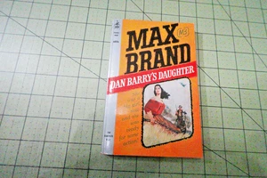 DAN BARRY'S DAUGHTER BY MAX BRAND 1960 VINTAGE POCKET BOOKS PULP WESTERN PB - Picture 1 of 3