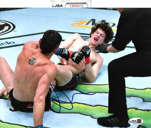 Foto autografiada firmada por Chase Hooper UFC 8X10 con certificado de autenticidad JSA CH58372 - Imagen 1 de 1