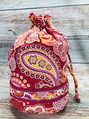 Vera Bradley Raspberry Fizz Bolsa para Cesta, Bolsa de Gimnasio, Bolsa de Almuerzo, Rosa/Rojo Paisley Foto 1 de 4