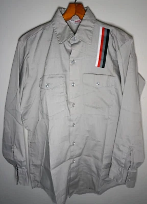 Vintage Unitog Button Up Work Shirt Union Made Mens Large 15-15 1/2 60s 70s - Image 1 of 3