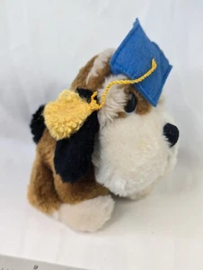 Gorra de graduación marrón de felpa Wallace Berrie para perro 5 pulgadas 1983 juguete de peluche - Imagen 1 de 10