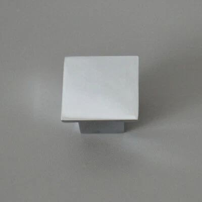 MODERN CHROME Möbelknöpfe Quadratisch Küchen Knopfgriff Laden Knöpfe Türgriffe - Bild 1 von 4