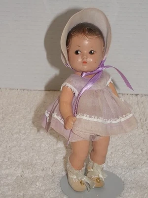 De colección Madame Alexander Dionne Quintillizos 8" Niño "Emelie" Foto 1 de 4