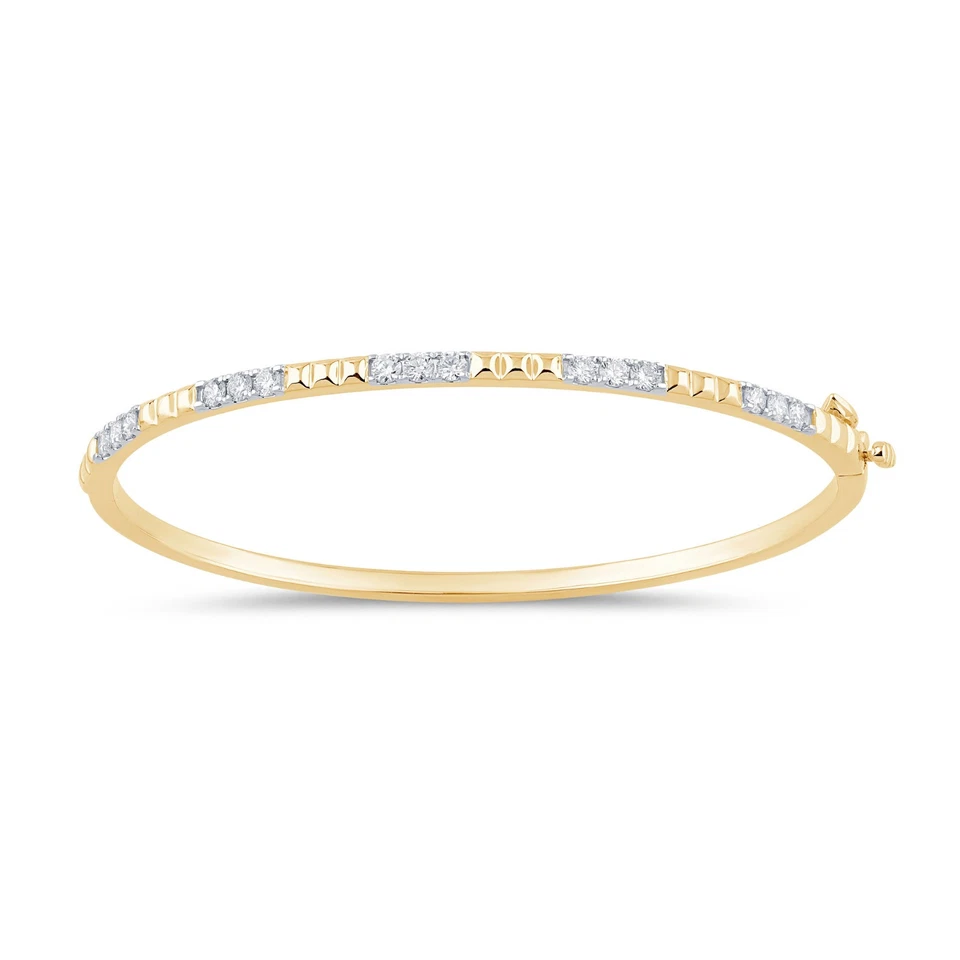 Certified 0.75 CTW VS Lab Grown Diamond Fancy Round Bangle in 14KT Gold - Image 1 of 1