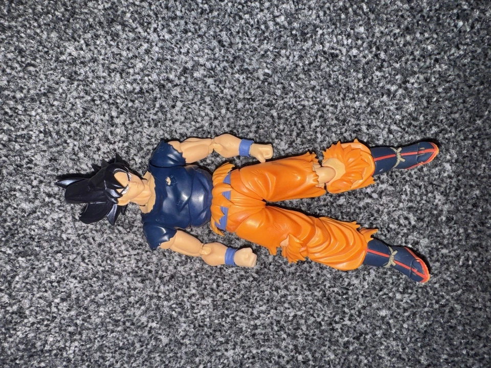 Bandai S.H.Figuarts Dragon Ball Son Goku Ultra Instinct SIGN - Image 1 of 1