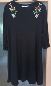 C&A Clockhouse: Kleid mit Blumen-Stickerei Gr. 48 - Bild 1 von 5