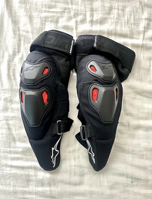 Alpinestars Bionic Pro Plasma Black/Red/White Knee Protectors - Image 1 of 3