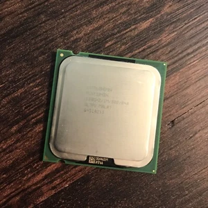 Intel SL7PU Pentium 4 530J 3.0GHz 1MB 800MHz Desktop Processor Socket LGA775 - Picture 1 of 2