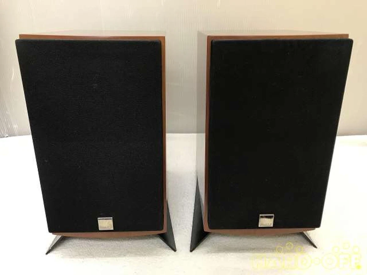 DALI MENTOR MENUET Compact HiFi Bookshelf Speakers Pair 2 Way 68Hz