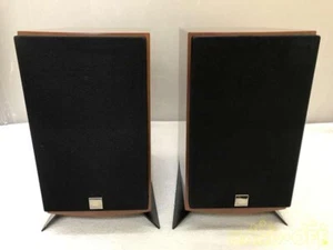 DALI MENTOR MENUET Compact HiFi Bookshelf Speakers Pair 2 Way 68Hz to 25kHz - Picture 1 of 4