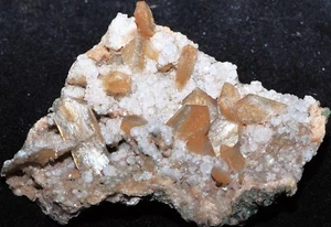 STILBITE CRYSTALS IN ANALCIME! BAY OF FUNDY ZEOLITE,NOVA SCOTIA, CANADA - Picture 1 of 1