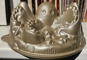 Nordic Ware USA 10 Cup Octopus Cake Pan Cast Aluminum Baking Sea Beach Shells - Picture 1 of 11