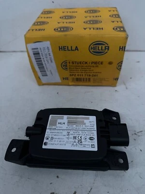 OEM BLIND SPOT DETECTION CONTROL UNIT FOR VW SEAT SKODA HELLA 5Q0907686B - Image 1 of 4