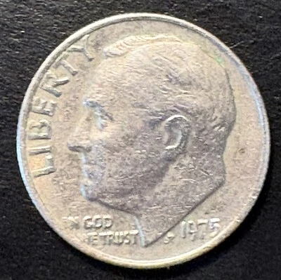 1975 roosevelt dime Glossy no mint mark Excellent Condition - Image 1 of 4