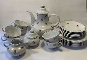 Kaffeeservice Saskia Weimar Porzellan 6 Personen, zeitloses Streublümchendesign - Bild 1 von 10