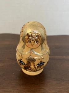 Vintage Russian Style Nesting Egg Girls Set Of 4 Signed Natural Gold Handpainted - Picture 1 of 5