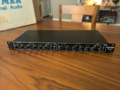 Vintage Drawmer DS201 Dual Gate with balanced connections (DS201B) - Image 1 of 4