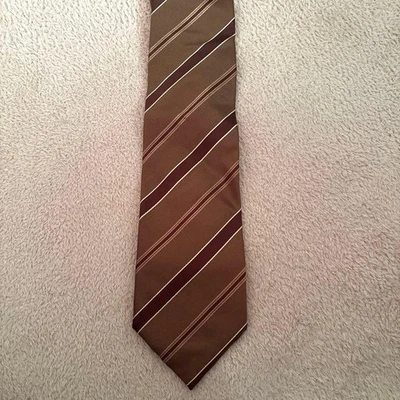 Gucci New Unused Neck Tie Brown White Striped 100%Silk Made in Italy - Image 1 of 2