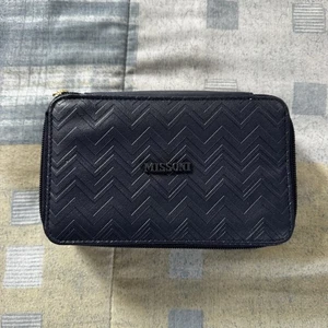 Missoni Delta First Class Limited Edition gefüllt mit Annehmlichkeiten Reisetasche - Bild 1 von 7