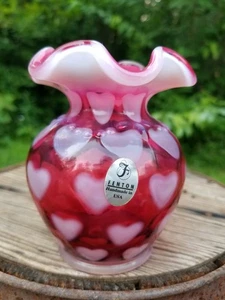 Fenton Vintage 4" Cranberry Opalescent HEARTS Optic Draped Jewel Ruffled Vase - Picture 1 of 12