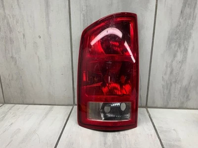 GENUINO OEM 2002-2006 DODGE RAM CONJUNTO DE LUZ TRASERA CONDUCTOR #55077347AF Foto 1 de 4