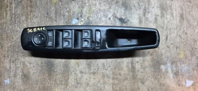 RENAULT GRAND SCENIC WINDOW SWITCH FRONT DRIVER SIDE 2011. - Image 1 of 4