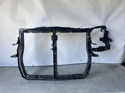 2014 -2019 TOYOTA HIGHLANDER RADIATOR CORE SUPPORT OEM - Imagem 1 de 4
