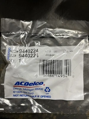 Perno de cárter de aceite de motor AC Delco 9440224 Foto 1 de 3