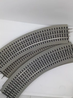 Lionel FasTrack O36 Full  Curve Track Replacement Piece Lot Of 4 - Image 1 of 4