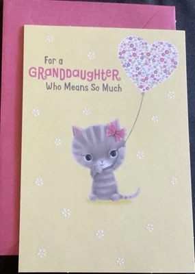 Cartão de feliz aniversário neta cartão Hallmark - Imagem 1 de 4