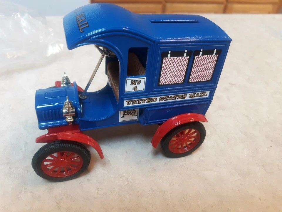 Ertl US Mail 1905 Ford Diecast Car Bank Delivery Truck 1990 Limited Edition