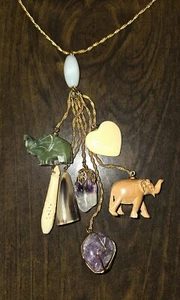 Vintage Vogue Halbedelstein Mult-Anhänger Halskette mit Jade Elefant - Bild 1 von 3