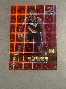 2021-22 Elite Basketball - GREG BROWN III - Asia Red Hyper Rookie - Picture 1 of 2