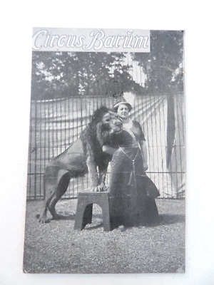 ALTE AK CIRCUS BARUM FRAU LÖWE CIRQUE 14 CM X 9 CM SELTEN - Bild 1 von 4