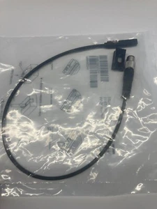  Parker P8SAGQCHX, PNP (NO) M8 Knurled nut LED 0,3 m. PUR 10 to 30 V DC Sensor - Picture 1 of 3
