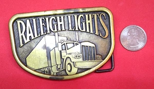 RJ Raleigh Lights Tabak Semi Truck Gürtelschnalle 3-3/8" x 2-1/4" - Bild 1 von 9