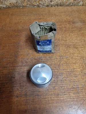 Hepolite Heplex Ae 12600 Piston Tiumph Type 63mm .030 Os - image 1 of 4