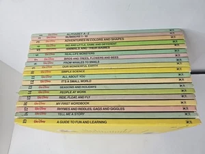 Vintage Walt Disney Fun to Learn Library 1983, Complete Set of 19 Books - Picture 1 of 8