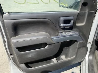 Panel de moldura de puerta del conductor delantero Chevy Silverado 1500 2014-2015 (sin interruptor) Foto 1 de 2