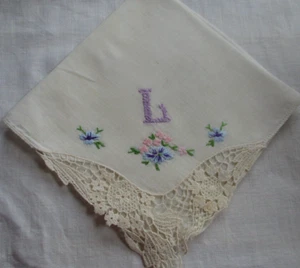 Vintage White Hand Monogrammed "L" Handkerchief in Purple. Lace Corner - Picture 1 of 4