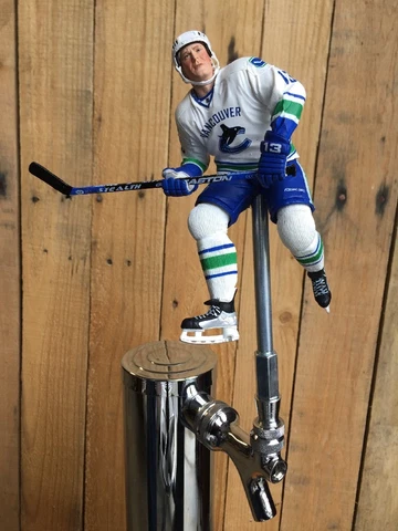 Vancouver Canucks Tap Handle NHL HOCKEY Beer Keg Mats Sundin White Home Jersey Cover
