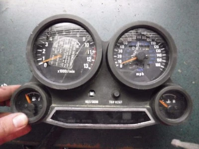 86-87 KAWASAKI NINJA 1000R ZX1000A OEM SPEEDO TACH GAUGES DISPLAY SP212 — 第 1/4 张图片