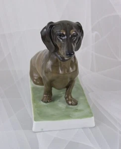Fraureuth Jugendstil Figur Hund Dog "Dackel" Oskar Pflug Figurine - Imagen 1 de 5