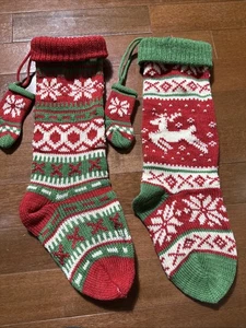 Juego de 2 Medias de Navidad Tejidas Rojo, Isla Nórdica Lg Medias con Juego Pequeña - Imagen 1 de 5