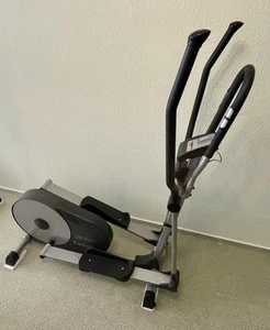 Crosstrainer Kettler Comet silber-schwarz; Magnetbremssystem; sehr guter Zustand - Bild 1 von 11