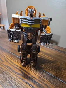 Buzzworthy Bumblebee Scourge - Picture 1 of 12