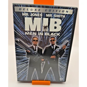 Men in Black � DVD � Region 1 � Deluxe Sci-Fi Comedy � Will Smith - Picture 1 of 4