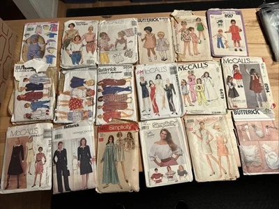 Lote de patrones de costura de colección años 40 50 60 70 80 McCall's Vogue Butterick simplicidad Foto 1 de 4